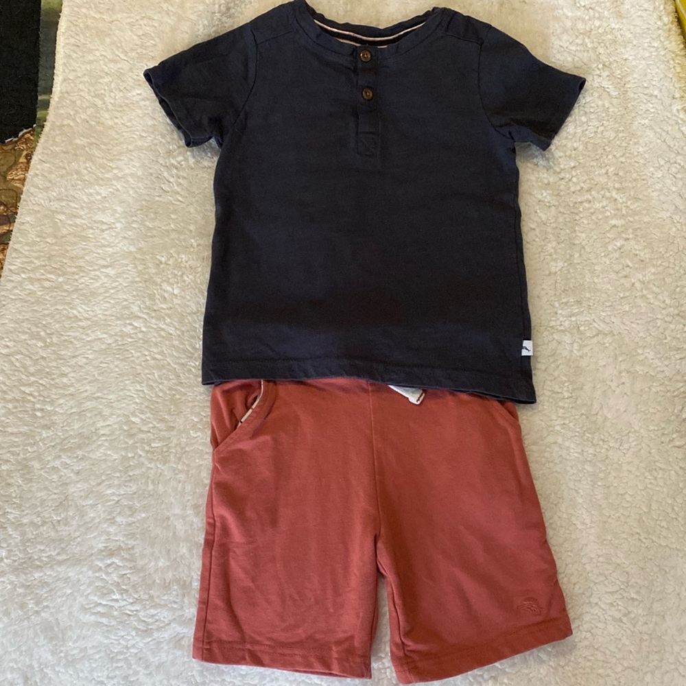 Boys Tommy Bahama outfit